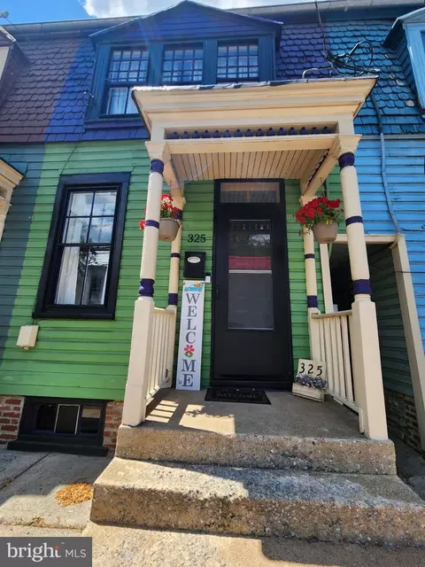 325 N Bentz St, Frederick, MD 21701 photo 2
