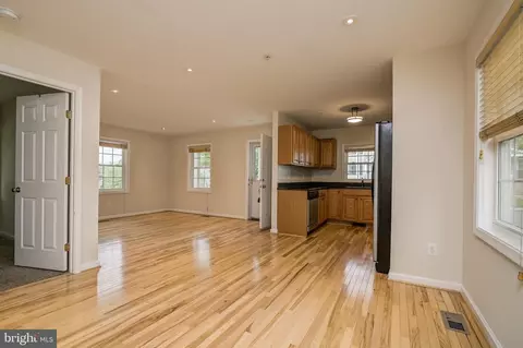 Living - 401 Broadway St, Frederick, MD 21701 photo 1 of 6
