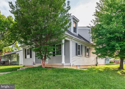 Exterior - 401 Broadway St, Frederick, MD 21701 photo 3 of 4