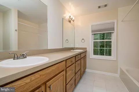 Entry Way - 401 Broadway St, Frederick, MD 21701 photo 1 of 3