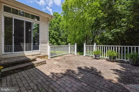 Exterior - 2100 Walnut Ridge Ct, Frederick, MD 21702 photo 3 of 4