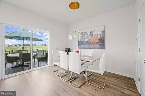 Dining - 863 Amity St, Frederick, MD 21701 photo 2 of 2