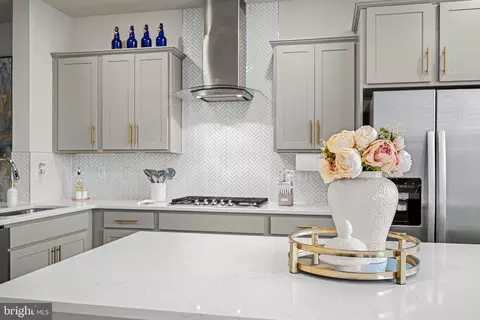 Kitchen - 863 Amity St, Frederick, MD 21701 photo 3 of 6