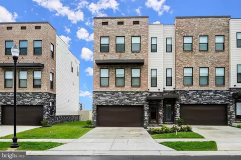 Exterior - 863 Amity St, Frederick, MD 21701 photo 1 of 6