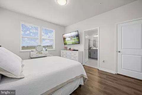 Bedroom - 863 Amity St, Frederick, MD 21701 photo 3 of 8