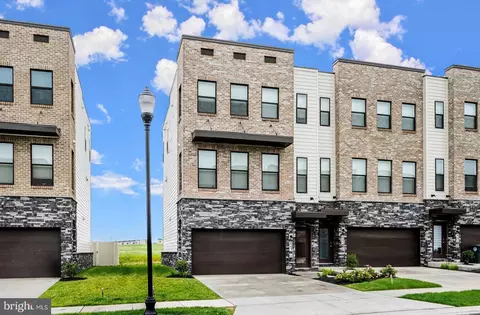 863 Amity St, Frederick, MD 21701