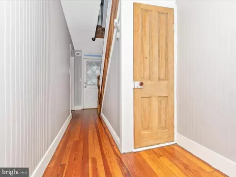 Entry Way - 123 Water St, Frederick, MD 21701 photo 2 of 2