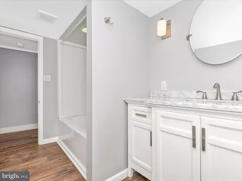 Bath - 123 Water St, Frederick, MD 21701 photo 3 of 3