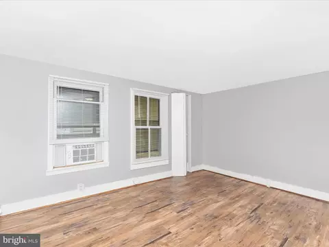 Living - 123 Water St, Frederick, MD 21701 photo 11 of 11