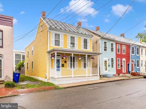 Exterior - 123 Water St, Frederick, MD 21701 photo 2 of 15