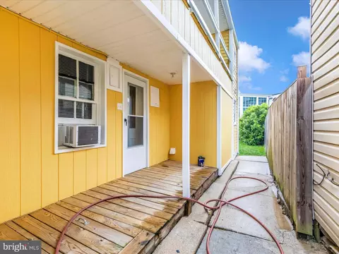 Exterior - 123 Water St, Frederick, MD 21701 photo 6 of 15