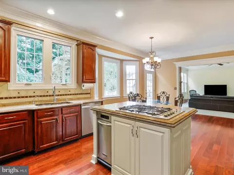 Kitchen - 8901 Danville Ter, Frederick, MD 21701 photo 5 of 6