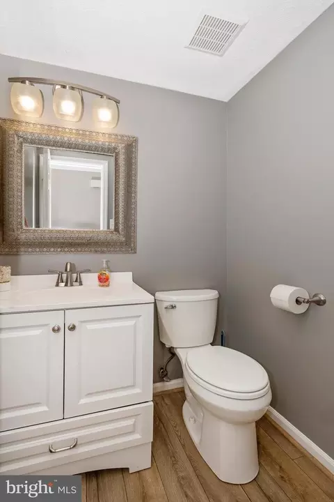 Bath - 5311 Kingsbrook Dr, Frederick, MD 21703 photo 1 of 4