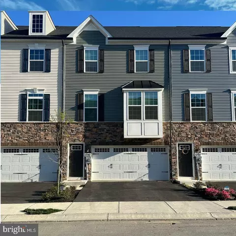 1720 Atlas Dr, Frederick, MD 21702