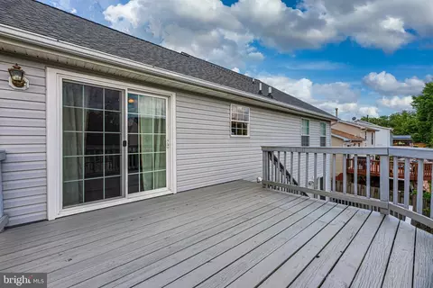 Exterior - 213 Bishops Glen Dr, Frederick, MD 21702 photo 6 of 22