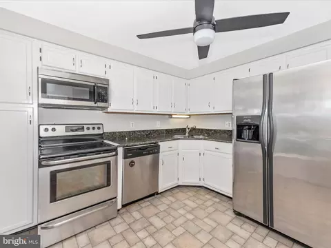 8202 Red Wing Ct, Frederick, MD 21701 photo 13