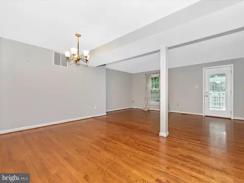 8202 Red Wing Ct, Frederick, MD 21701 photo 11