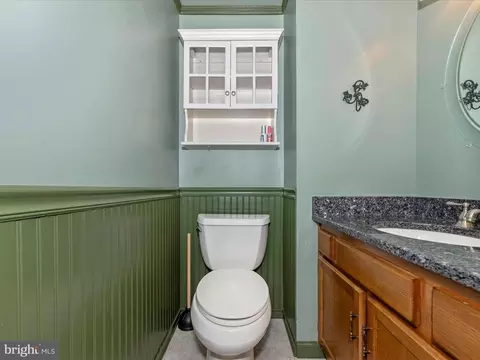 8202 Red Wing Ct, Frederick, MD 21701 photo 17