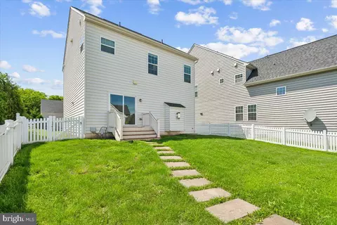 Exterior - 1908 Regiment Way, Frederick, MD 21702 photo 7 of 10