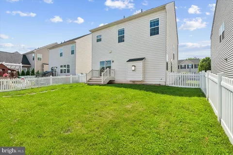 Exterior - 1908 Regiment Way, Frederick, MD 21702 photo 8 of 10