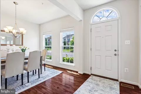 Entry Way - 1908 Regiment Way, Frederick, MD 21702 photo 1 of 7