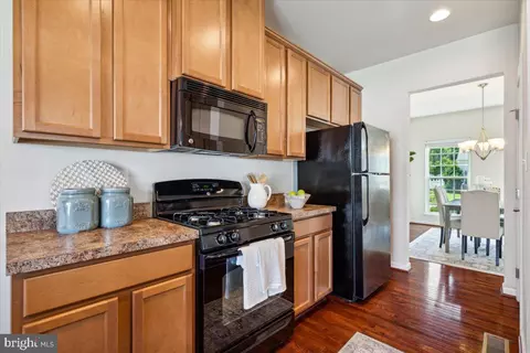 Kitchen - 1908 Regiment Way, Frederick, MD 21702 photo 2 of 2