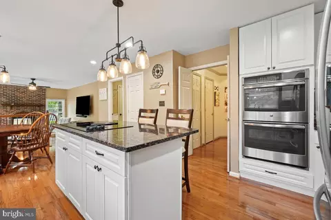6112 Fieldcrest Dr, Frederick, MD 21701 photo 14