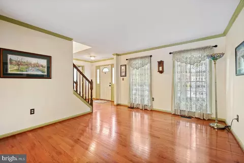 6112 Fieldcrest Dr, Frederick, MD 21701 photo 10