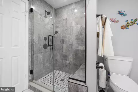 6112 Fieldcrest Dr, Frederick, MD 21701 photo 32