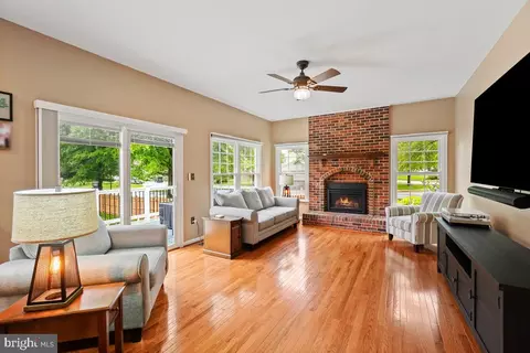 6112 Fieldcrest Dr, Frederick, MD 21701 photo 19
