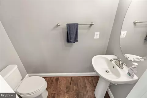 6 Maxwell Sq, Frederick, MD 21701 photo 12