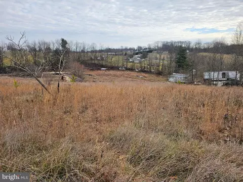 5510 Woodville Rd, Mount Airy, MD 21771