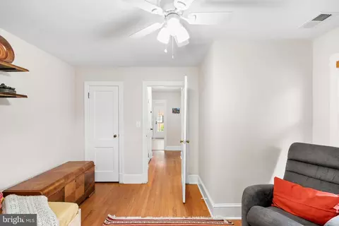 Entry Way - 616 W Patrick St, Frederick, MD 21701 photo 10 of 13