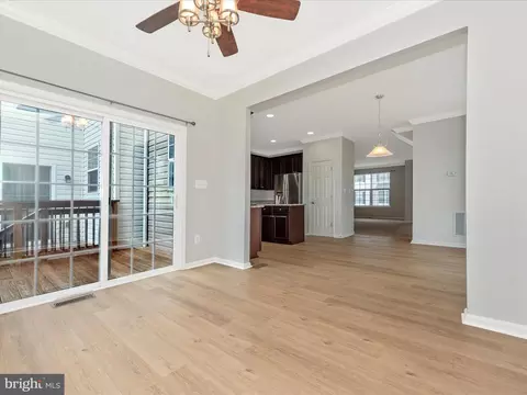 634 Cawley Dr, Frederick, MD 21703 photo 9