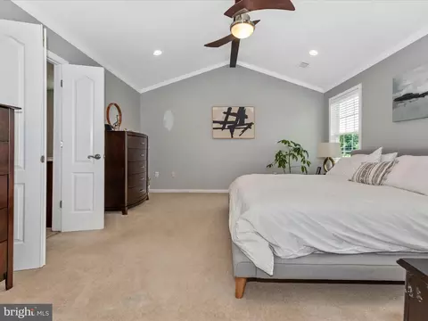 Bedroom - 2555 Bear Den Rd, Frederick, MD 21701 photo 2 of 7