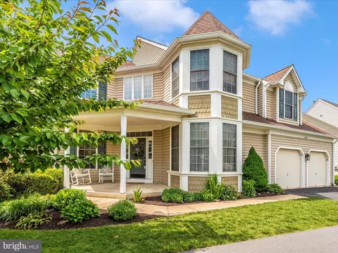 Exterior - 2555 Bear Den Rd, Frederick, MD 21701 photo 10 of 16