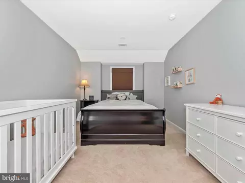 Bedroom - 2555 Bear Den Rd, Frederick, MD 21701 photo 6 of 7