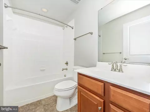 Bath - 5906 Leben Dr, Frederick, MD 21703 photo 1 of 6