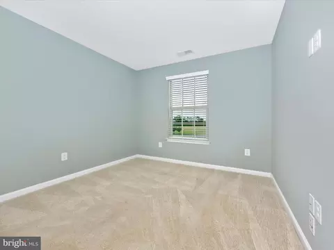 Bedroom - 5906 Leben Dr, Frederick, MD 21703 photo 6 of 7