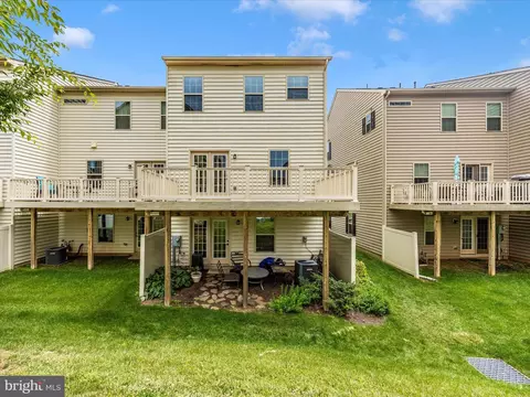 Exterior - 5906 Leben Dr, Frederick, MD 21703 photo 7 of 20