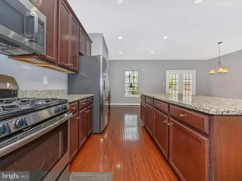 Kitchen - 5906 Leben Dr, Frederick, MD 21703 photo 3 of 4
