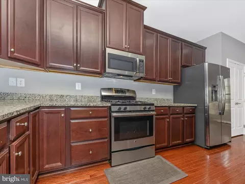 Kitchen - 5906 Leben Dr, Frederick, MD 21703 photo 4 of 4