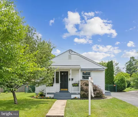302 Redwood Ave, Frederick, MD 21701