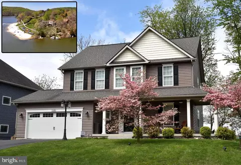 7126 Masters Rd, New Market, MD 21774