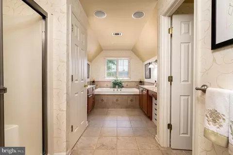1031 Bexhill Dr, Frederick, MD 21702 photo 26
