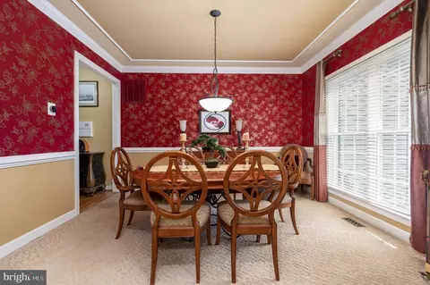 1031 Bexhill Dr, Frederick, MD 21702 photo 9