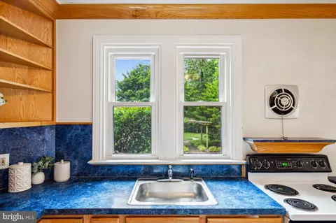 Kitchen - 1302 W 7th St, Frederick, MD 21702 photo 4 of 5