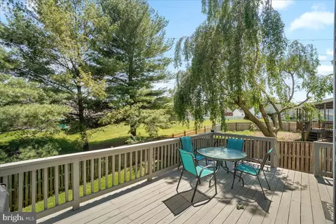 Exterior - 2180 Archet Ln, Frederick, MD 21702 photo 5 of 7