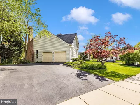 6113 Spring Meadow Ln, Frederick, MD 21701 photo 3
