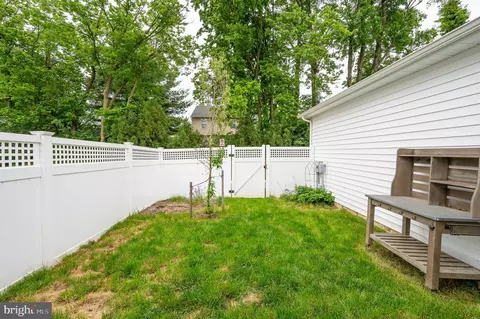 Exterior - 1006 Furgeson Ln, Frederick, MD 21702 photo 14 of 18